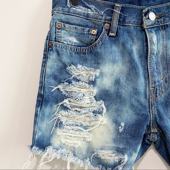 LEVI’S 511 Bleached Distressed Shorts - Picture 4 of 10